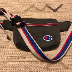 Champion Attribute Waistpack Fannypack - Like New!